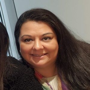 Meet your Posher, Christina